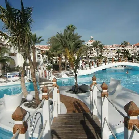 شقة Next To Sea